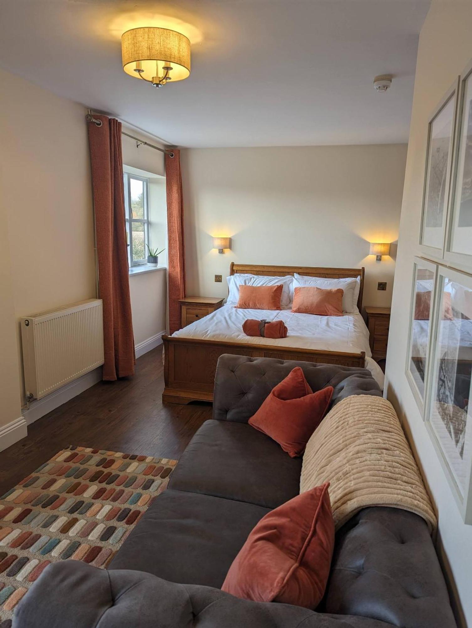 The Three Horseshoes Inn Bridport Esterno foto
